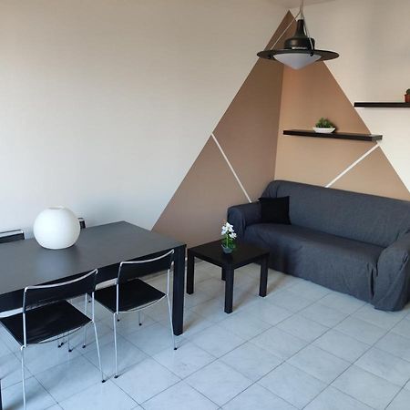 Casa Zeus Διαμέρισμα Μόνζα Εξωτερικό φωτογραφία